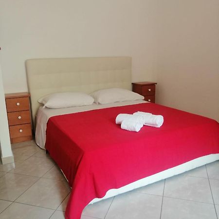 Apartment In Front Of The Train Station! Florence Exterior photo