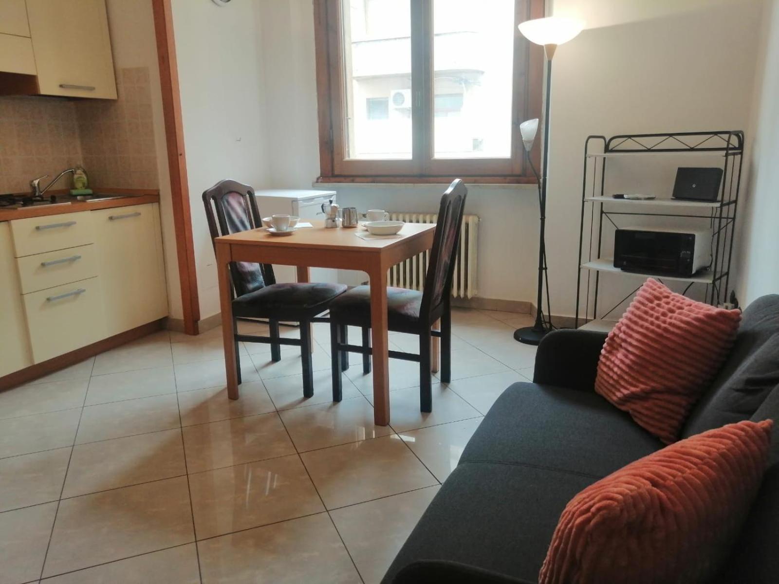 Apartment In Front Of The Train Station! Florence Exterior photo